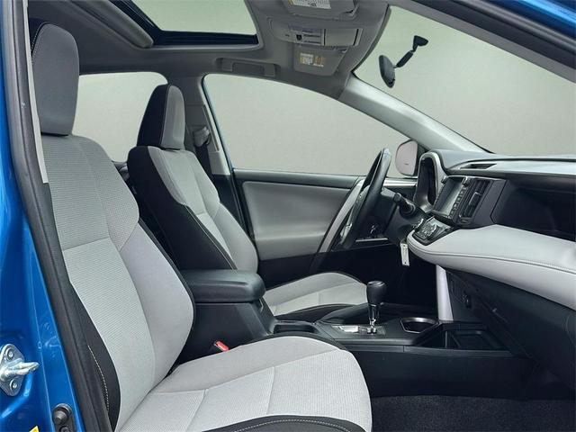 Photo of 2016 Electric Storm Blue Toyota RAV4