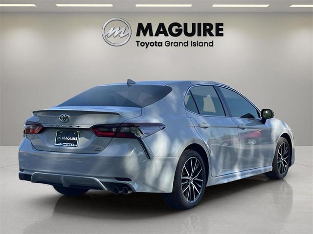 Photo of 2024 Ice Cap Toyota Camry