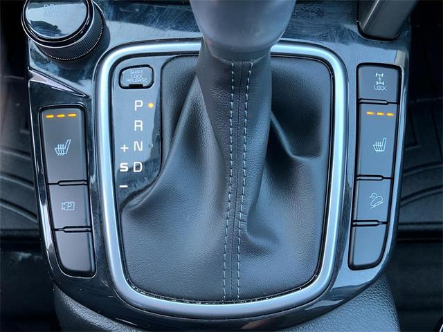 Photo of 2024 Gravity Gray Kia Seltos