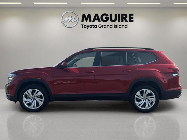 Photo of 2023 Red Metallic Volkswagen Atlas