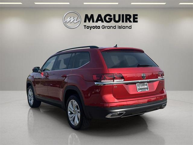 Photo of 2023 Red Metallic Volkswagen Atlas