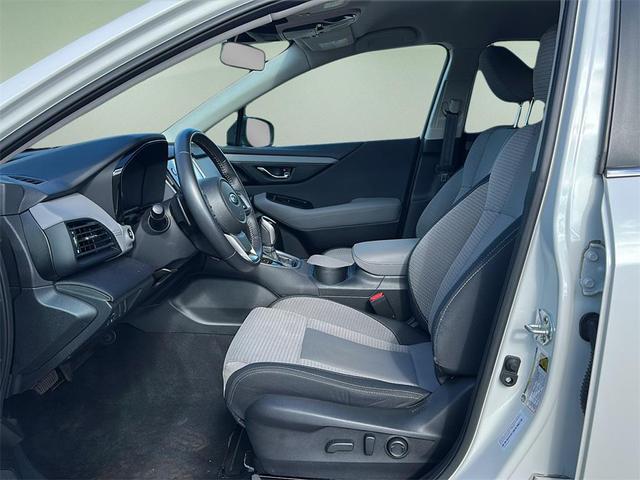 Photo of 2023 Crystal White Pearl Subaru Outback