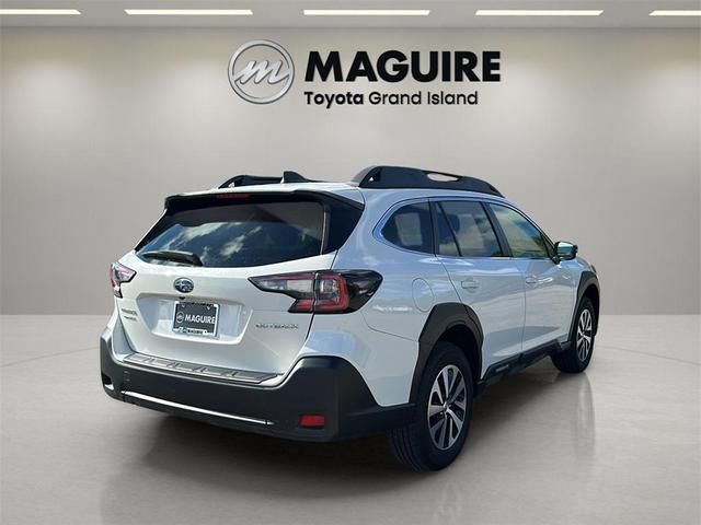 Photo of 2023 Crystal White Pearl Subaru Outback