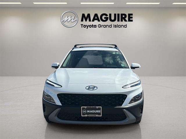 Photo of 2023 Lunar White Hyundai KONA