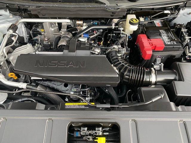 Photo of 2025 Brilliant Silver Metallic Nissan Rogue