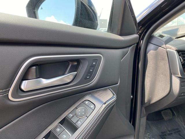 Photo of 2025 Black Nissan Rogue