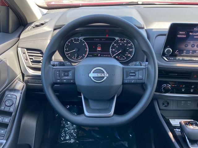 Photo of 2025 Scarlet Ember Nissan Rogue