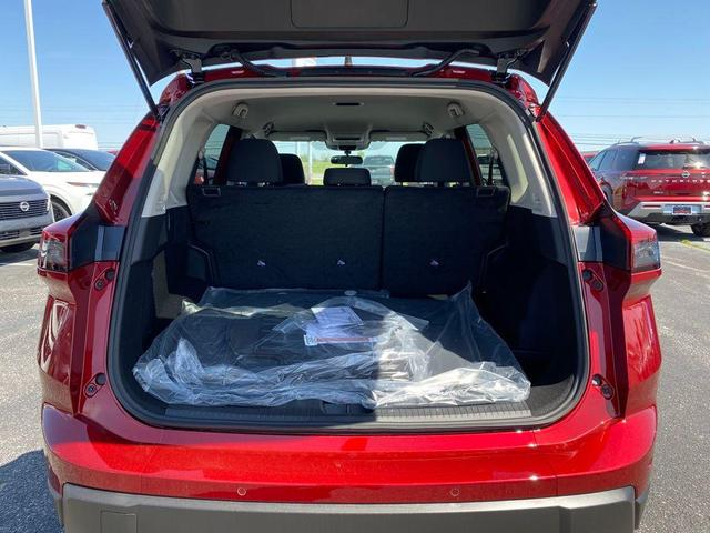 Photo of 2025 Scarlet Ember Nissan Rogue