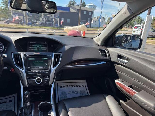 Photo of 2015 Silver Acura TLX