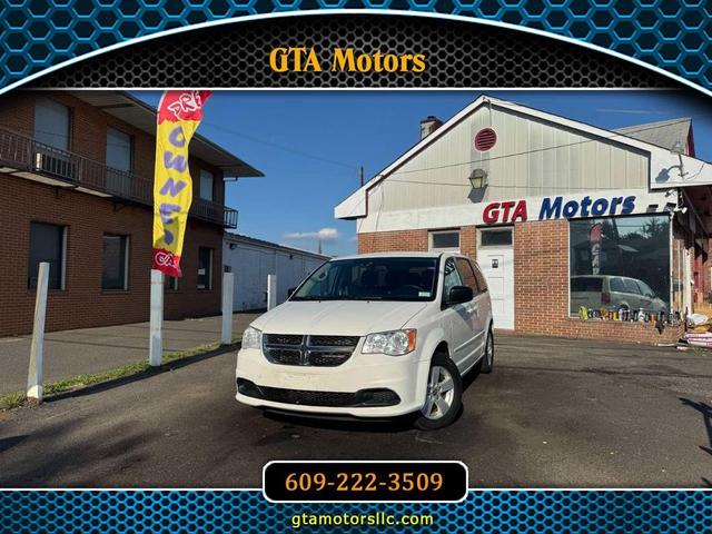 Photo of 2013 Stone White Clearcoat Dodge Grand Caravan