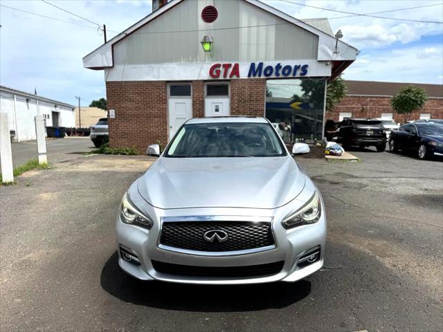 Photo of 2017 Liquid Platinum INFINITI Q50