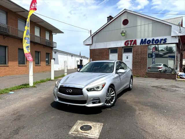 Photo of 2017 Liquid Platinum INFINITI Q50