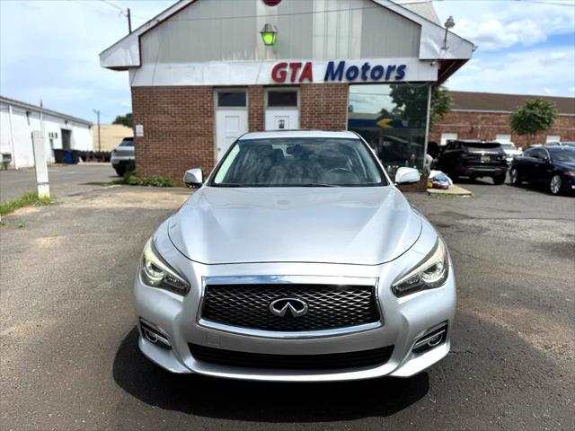 Photo of 2017 Liquid Platinum INFINITI Q50