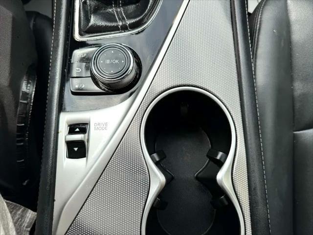 Photo of 2017 Liquid Platinum INFINITI Q50