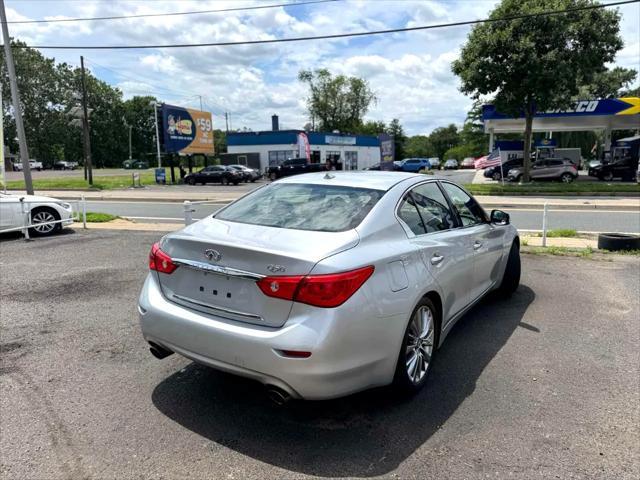 Photo of 2017 Liquid Platinum INFINITI Q50