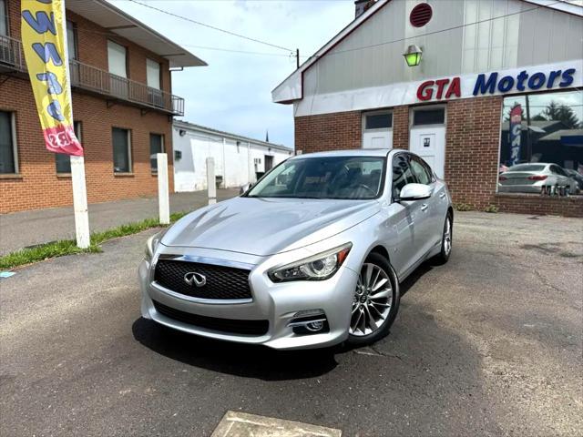 Photo of 2017 Liquid Platinum INFINITI Q50