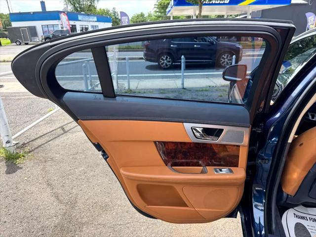 Photo of 2013 Blue Jaguar XF