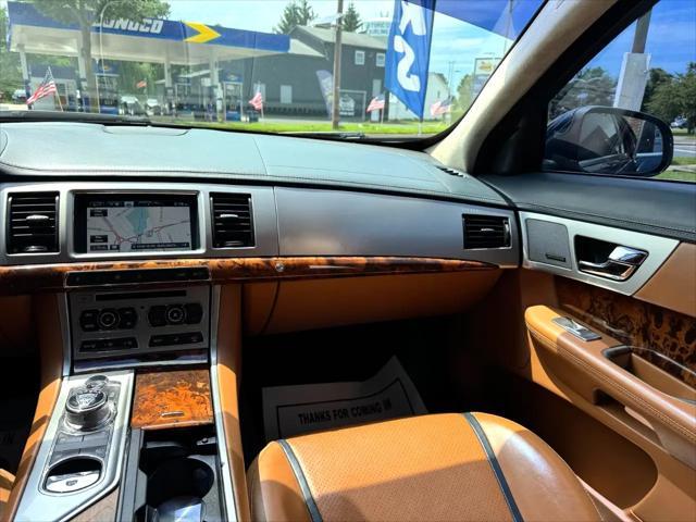 Photo of 2013 Blue Jaguar XF