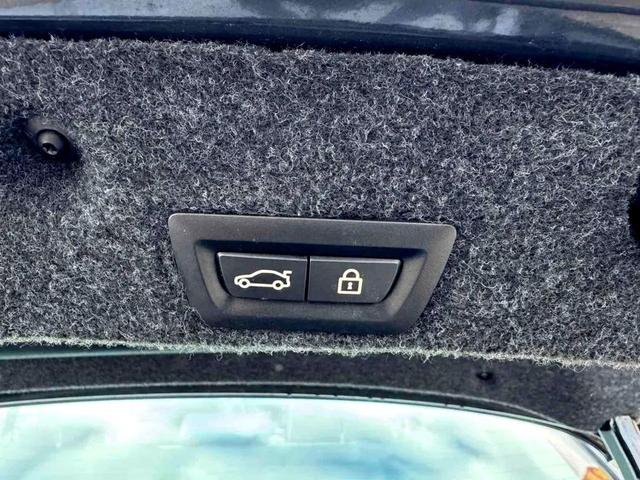 Photo of 2015 Black BMW 535