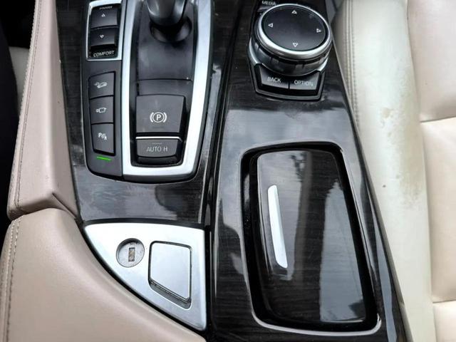Photo of 2015 Black BMW 535