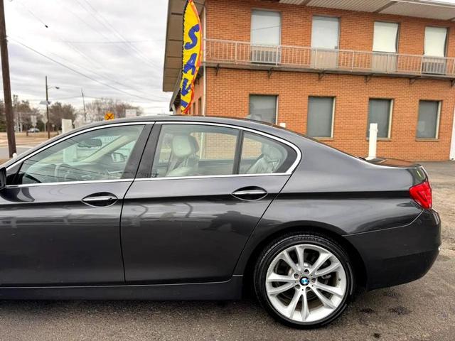 Photo of 2015 Black BMW 535