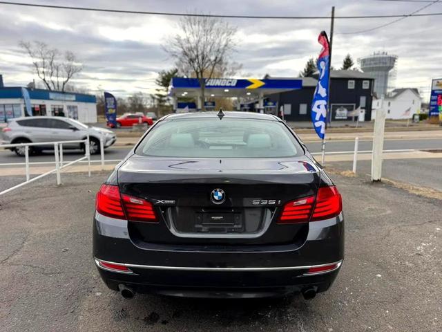Photo of 2015 Black BMW 535