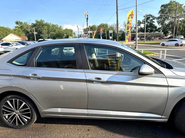 Photo of 2019 Pyrite Silver Metallic Volkswagen Jetta