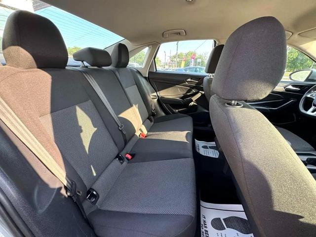 Photo of 2019 Pyrite Silver Metallic Volkswagen Jetta