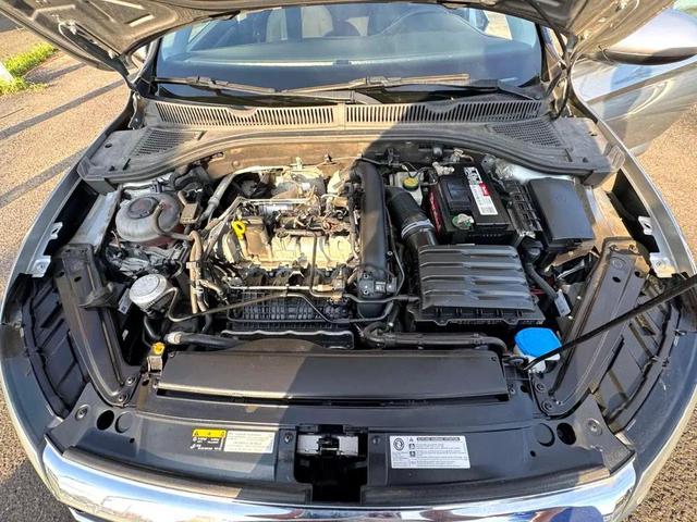 Photo of 2019 Pyrite Silver Metallic Volkswagen Jetta