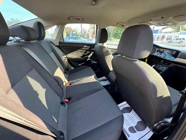 Photo of 2019 Pyrite Silver Metallic Volkswagen Jetta