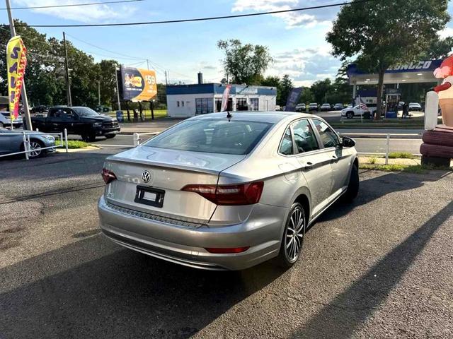 Photo of 2019 Pyrite Silver Metallic Volkswagen Jetta