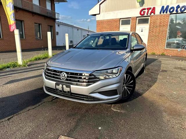 Photo of 2019 Pyrite Silver Metallic Volkswagen Jetta