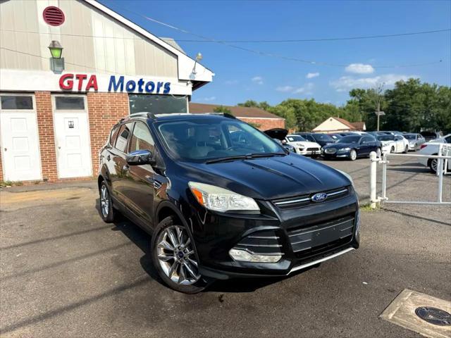 Photo of 2015 Tuxedo Black Ford Escape