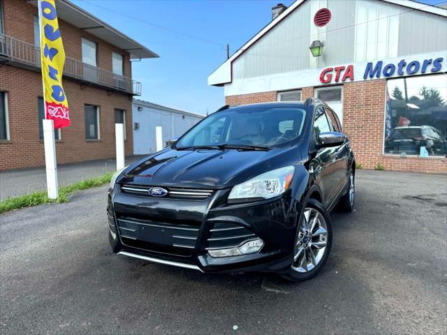Photo of 2015 Tuxedo Black Ford Escape