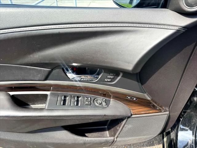 Photo of 2015 Crystal Black Pearl Acura RLX