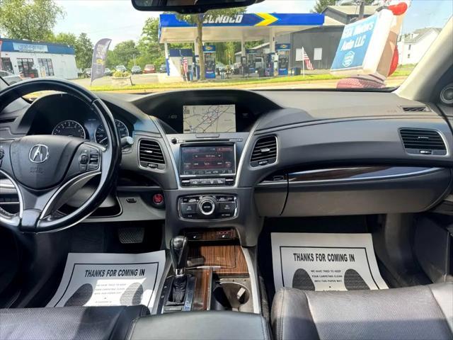 Photo of 2015 Crystal Black Pearl Acura RLX
