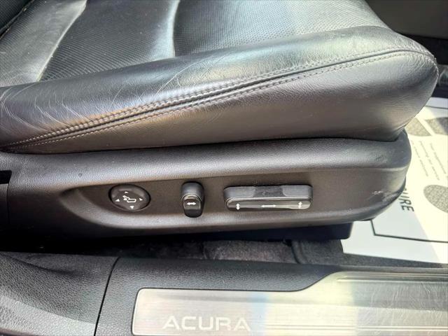 Photo of 2015 Crystal Black Pearl Acura RLX