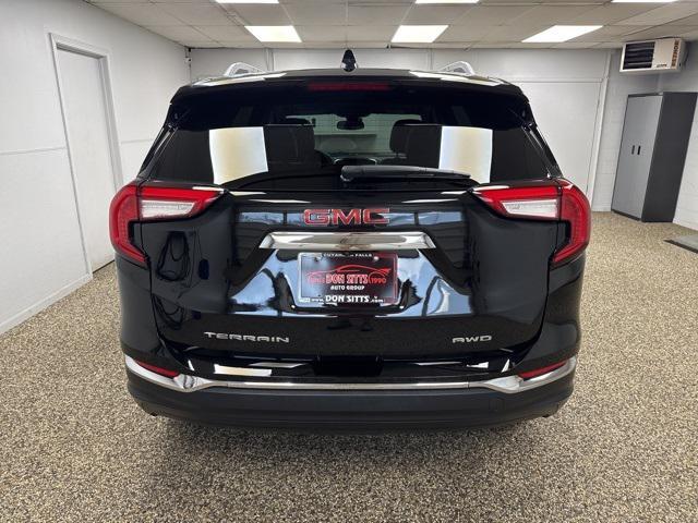 Photo of 2022 Ebony Twilight Metallic GMC Terrain