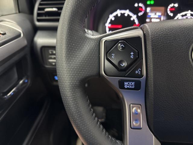 Photo of 2022 Midnight Black Metallic Toyota 4Runner