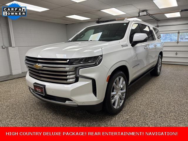 Photo of 2021 Iridescent Pearl Tricoat Chevrolet Suburban