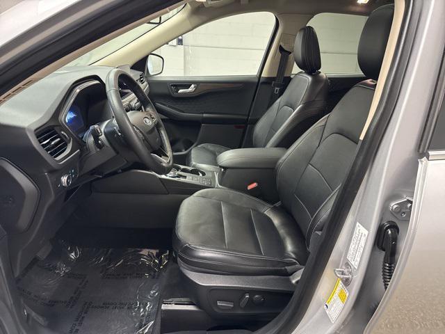 Photo of 2020 Ingot Silver Metallic Ford Escape