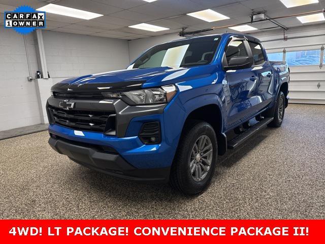 Photo of 2024 Glacier Blue Metallic Chevrolet Colorado