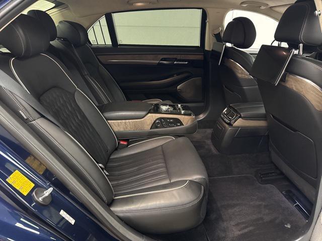 Photo of 2021 Adriatic Blue Genesis G90