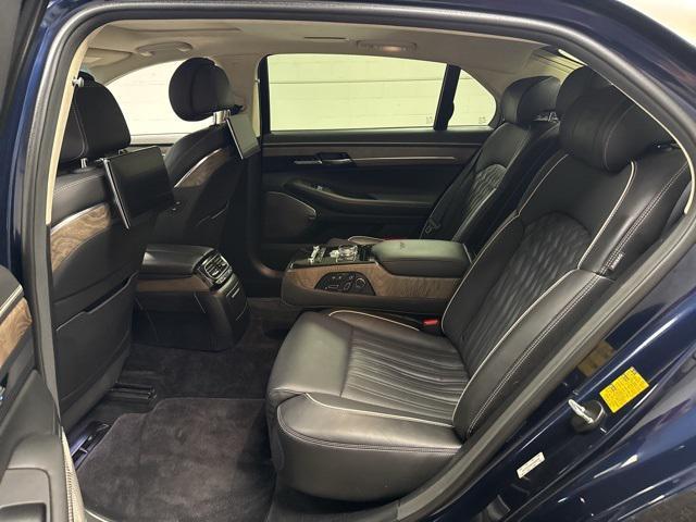 Photo of 2021 Adriatic Blue Genesis G90