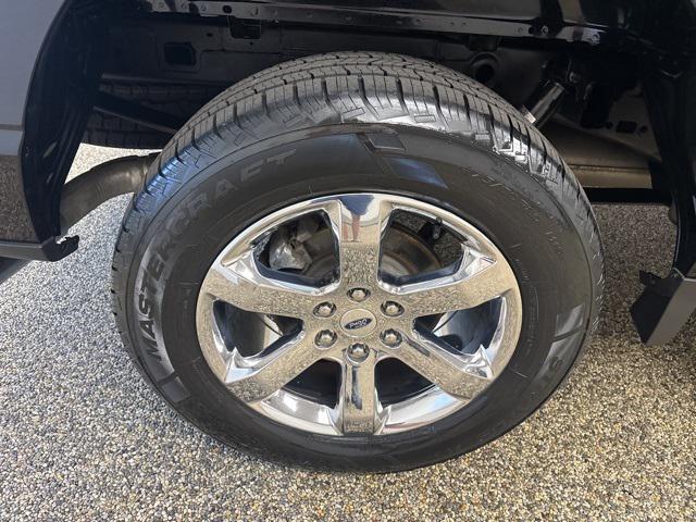 Photo of 2022 Agate Black Metallic Ford F-150