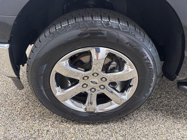 Photo of 2022 Agate Black Metallic Ford F-150