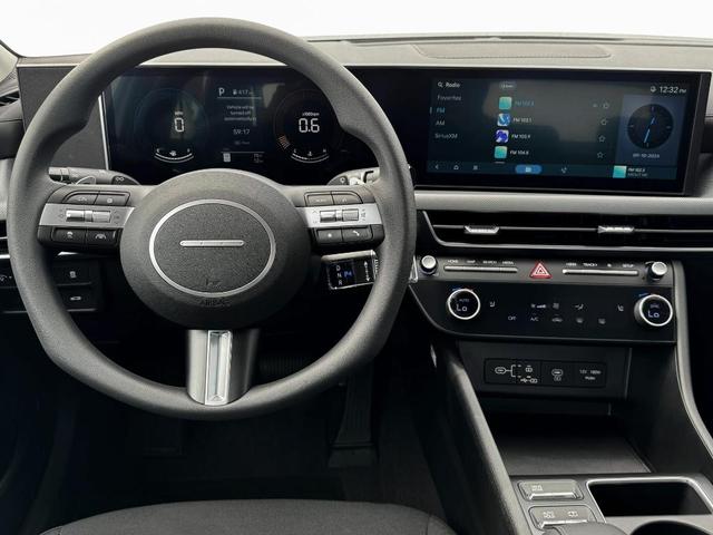 Photo of 2025 Black Hyundai SONATA