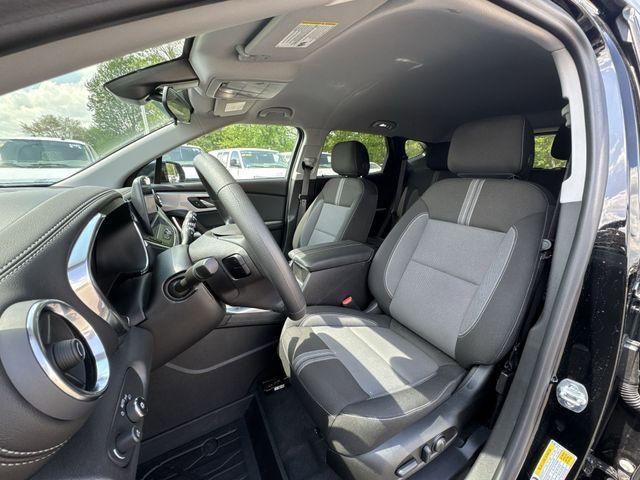 Photo of 2025 Black Chevrolet Blazer