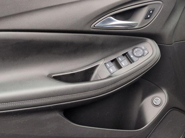 Photo of 2023 Sapphire Metallic Buick Encore GX