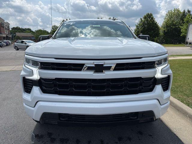Photo of 2023 Summit White Chevrolet Silverado 1500